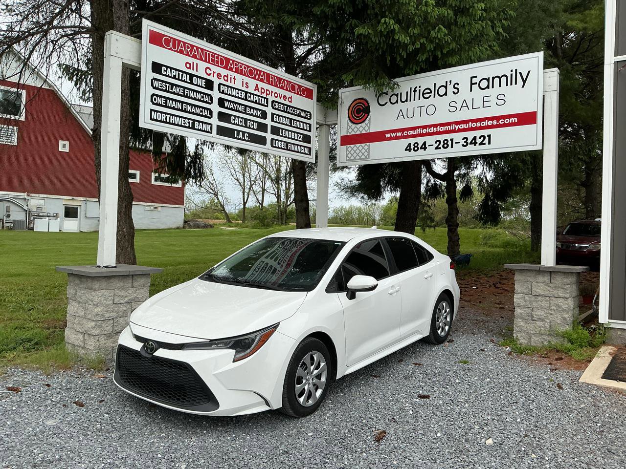 Used 2022 Toyota Corolla LE FWD image 1