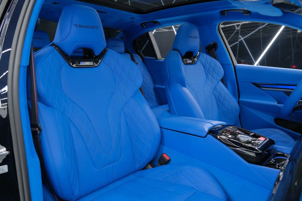 Used 2025 BMW M5 image 39