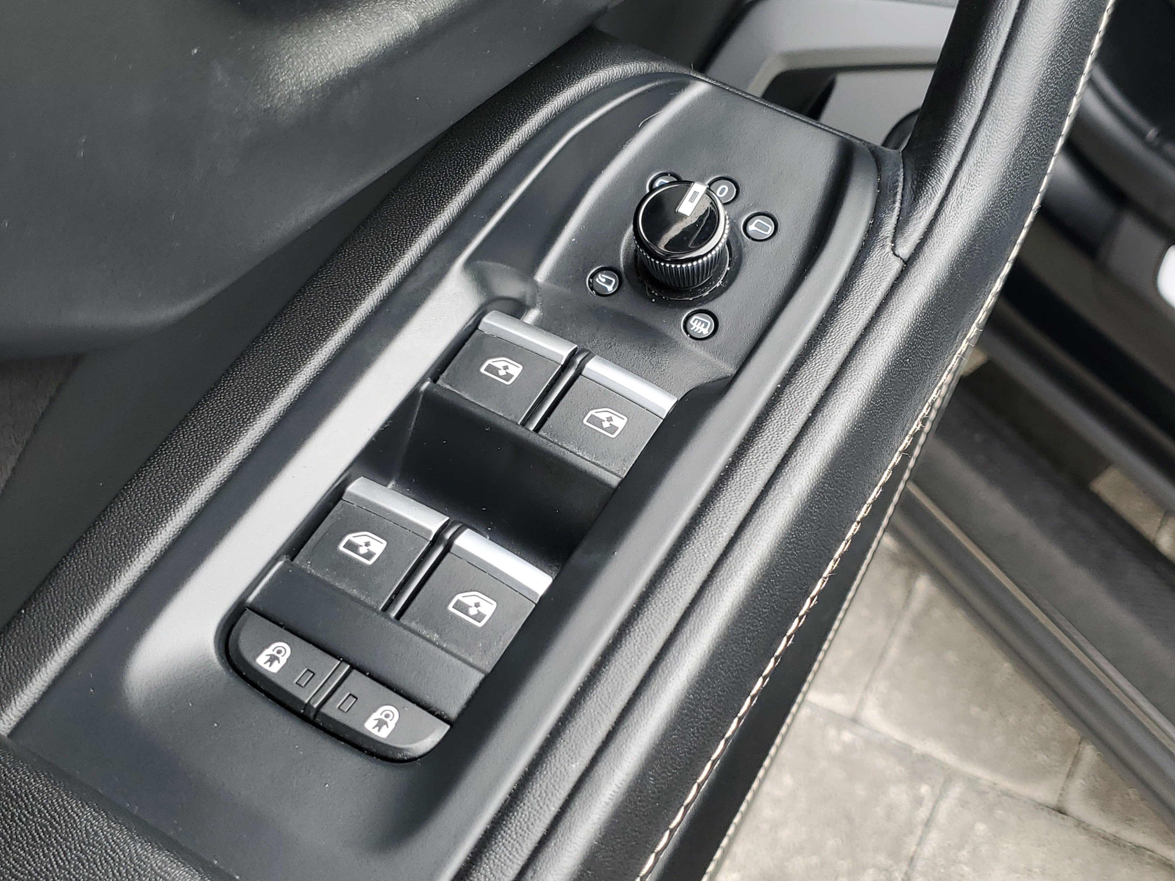 Used 2021 Lamborghini Urus image 26