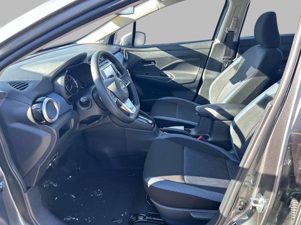 Used 2025 Nissan Versa SV w/ Trunk Package image 11