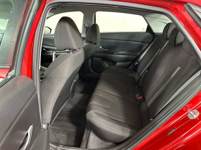 Certified 2023 Hyundai Elantra SEL image 25