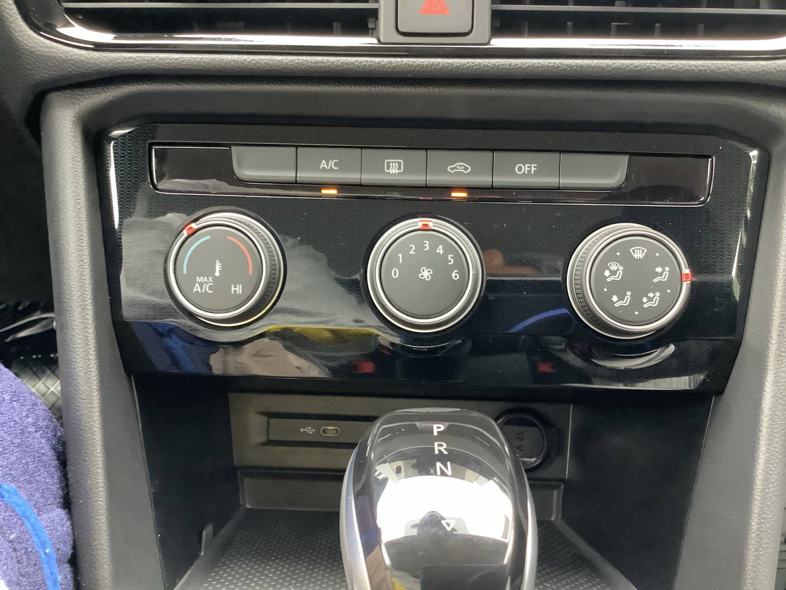 New 2026 Volkswagen Taos S image 18