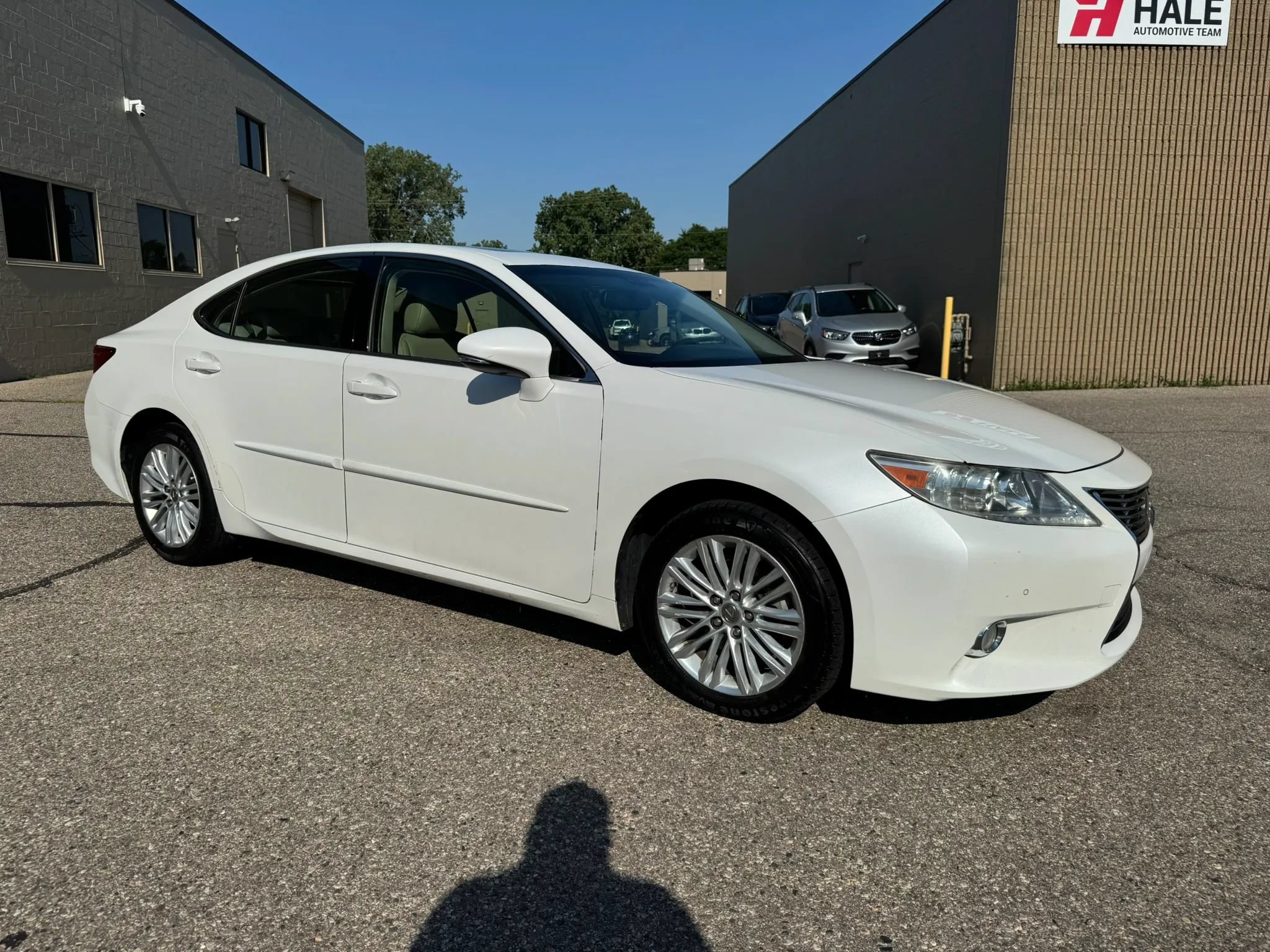 Used 2013 Lexus ES 350 w/ Luxury Pkg FWD image 12