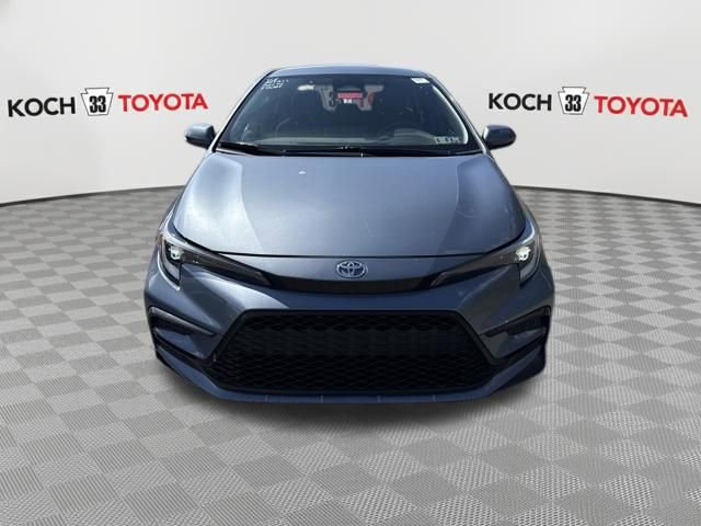 Certified 2023 Toyota Corolla SE image 2