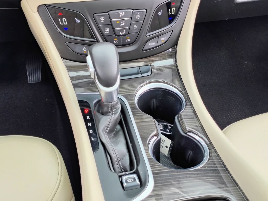 Used 2020 Buick Envision Preferred FWD image 36