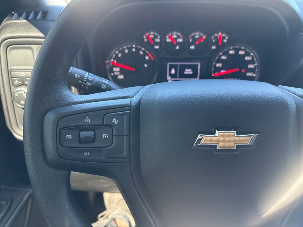 Used 2026 Chevrolet Silverado 1500 Custom image 12