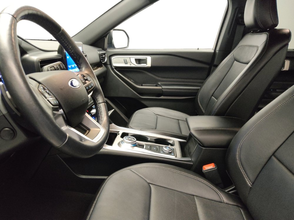 Used 2020 Ford Explorer Limited image 17
