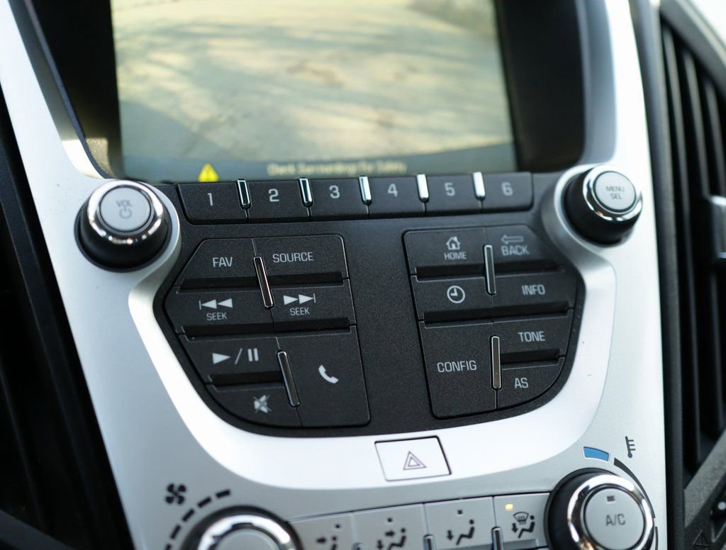 Used 2016 Chevrolet Equinox LS image 14