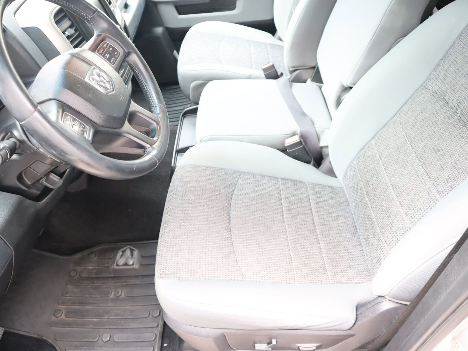 Used 2016 RAM 1500 Big Horn AWD/4WD image 23