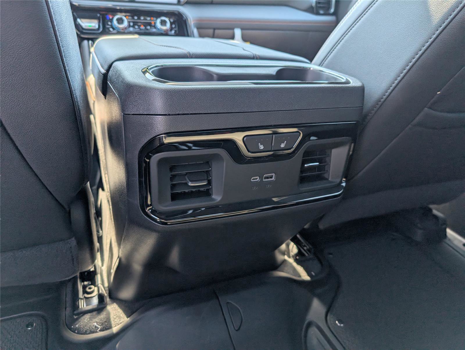 New 2026 GMC Sierra 1500 AT4 w/ AT4 Premium Package AWD/4WD image 15