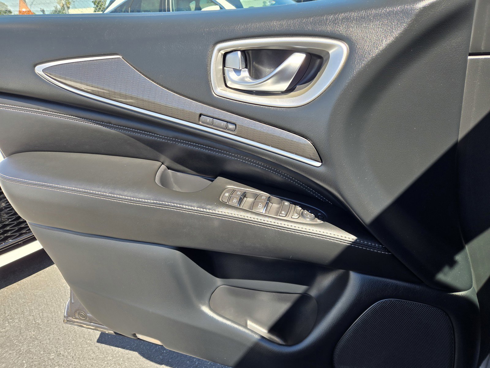 Used 2018 INFINITI QX60 AWD w/ Premium Plus Package image 26