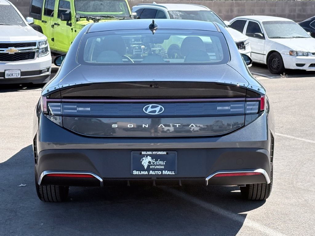 New 2026 Hyundai Sonata SE FWD image 5