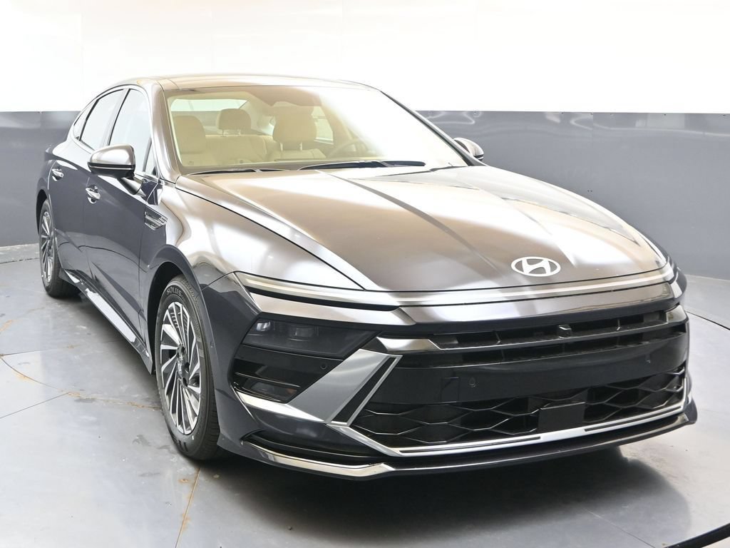 New 2026 Hyundai Sonata Limited FWD image 8