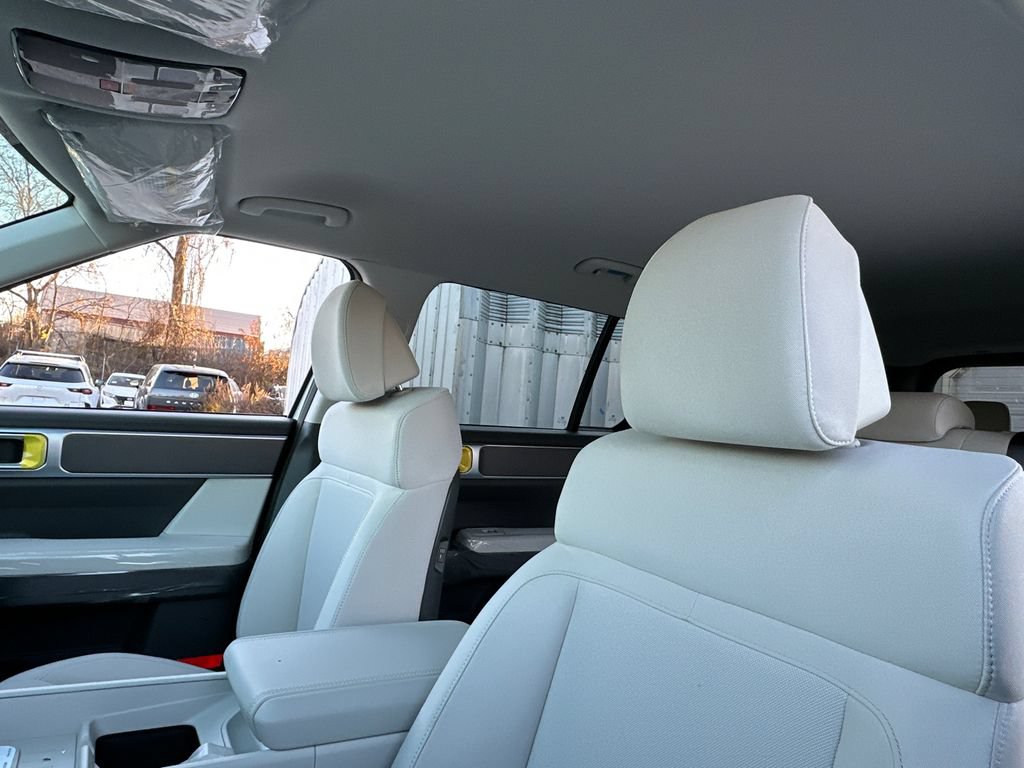 New 2026 Hyundai Santa Fe SE AWD/4WD image 18