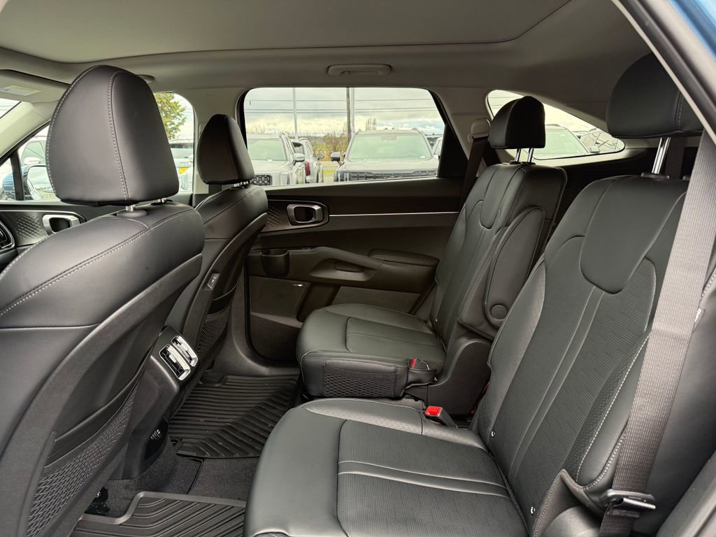 New 2026 Kia Sorento EX w/ EX Premium Package image 16