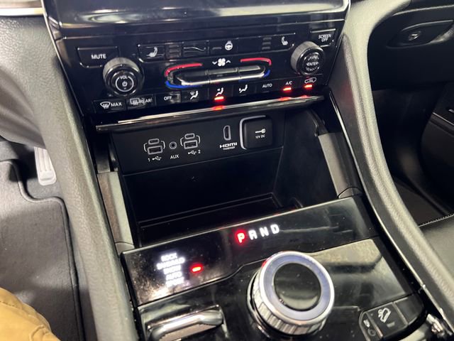 Used 2022 Jeep Grand Cherokee Limited 4xe image 20