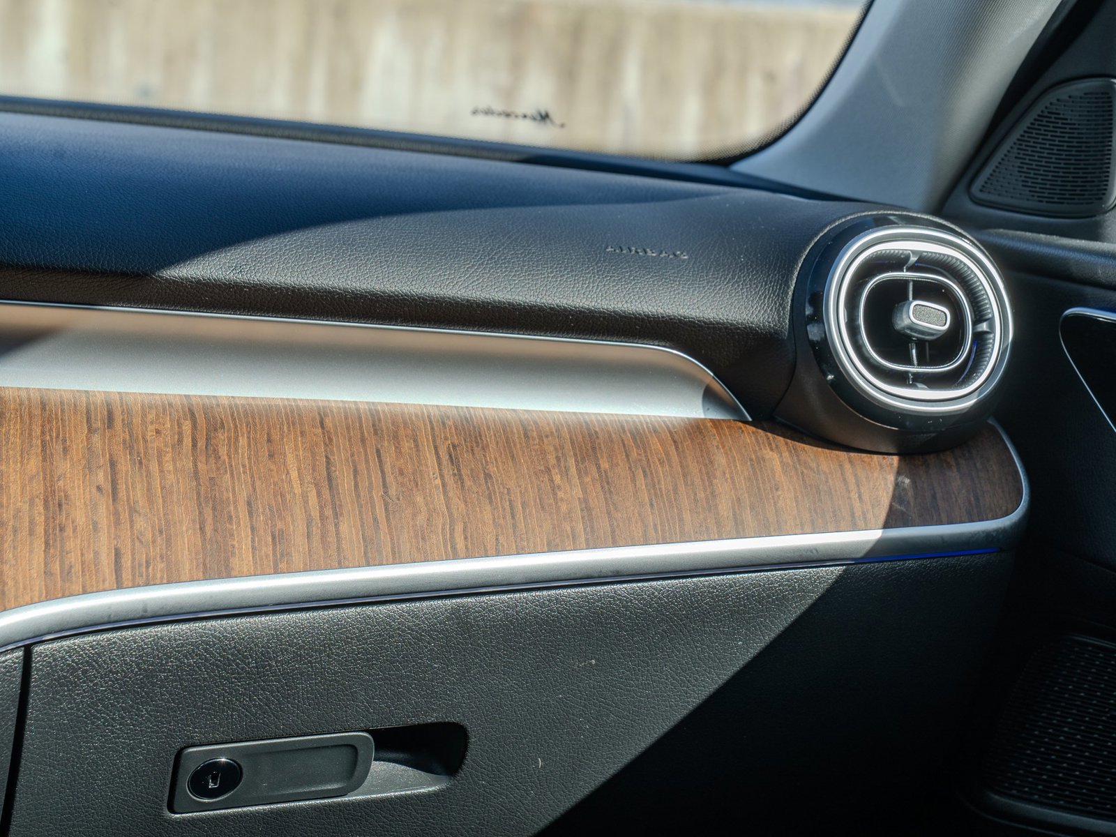 Certified 2023 Mercedes-Benz C 300 4MATIC Sedan image 25