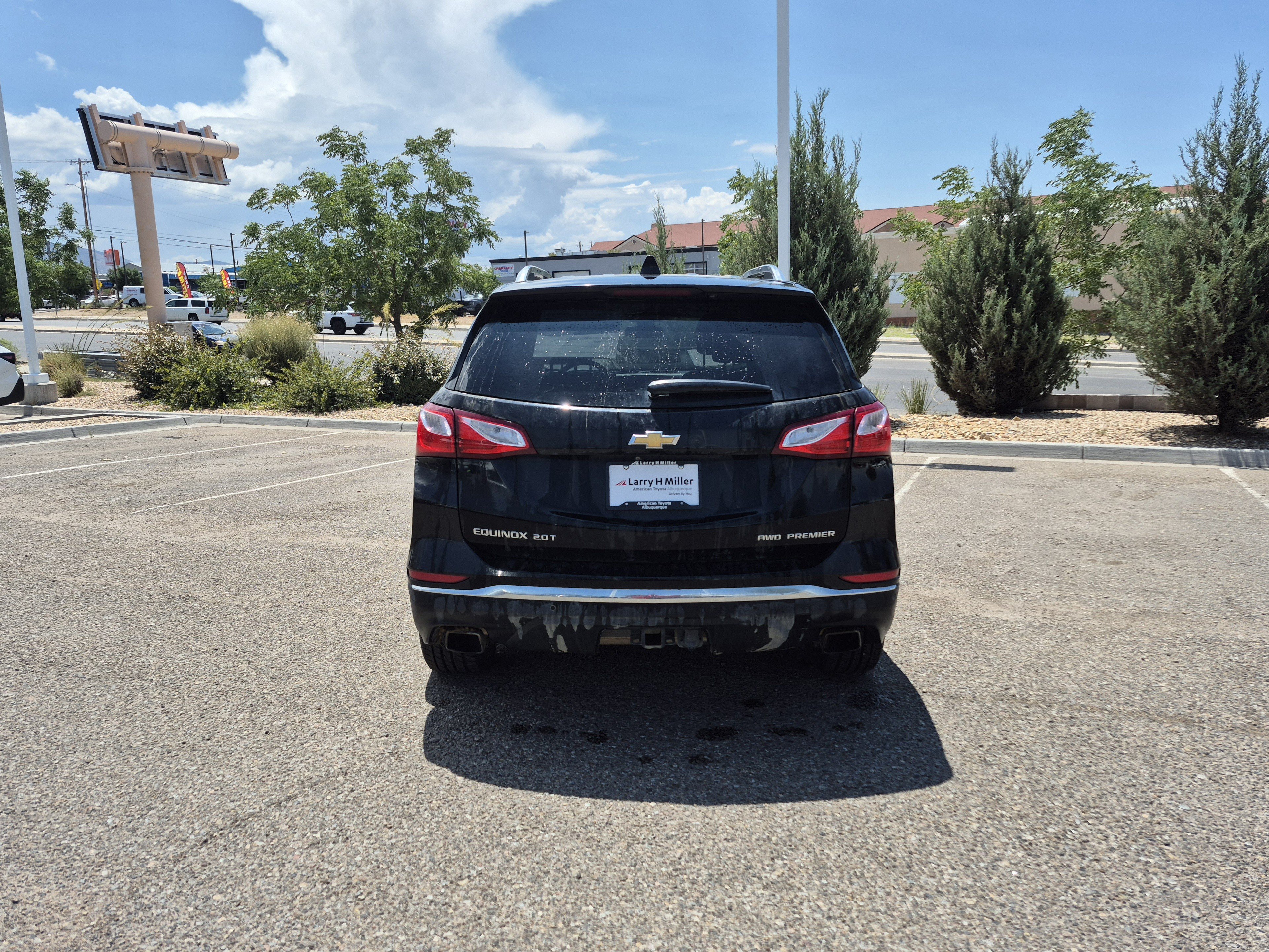 Used 2020 Chevrolet Equinox Premier AWD/4WD image 4