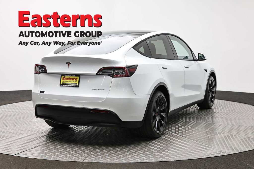 Used 2020 Tesla Model Y Long Range image 5