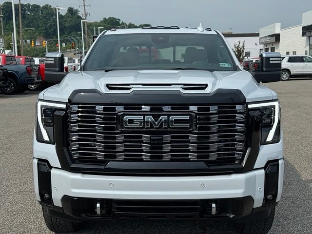 Certified 2026 GMC Sierra 2500 Denali Ultimate w/ Max Trailering Package AWD/4WD image 9