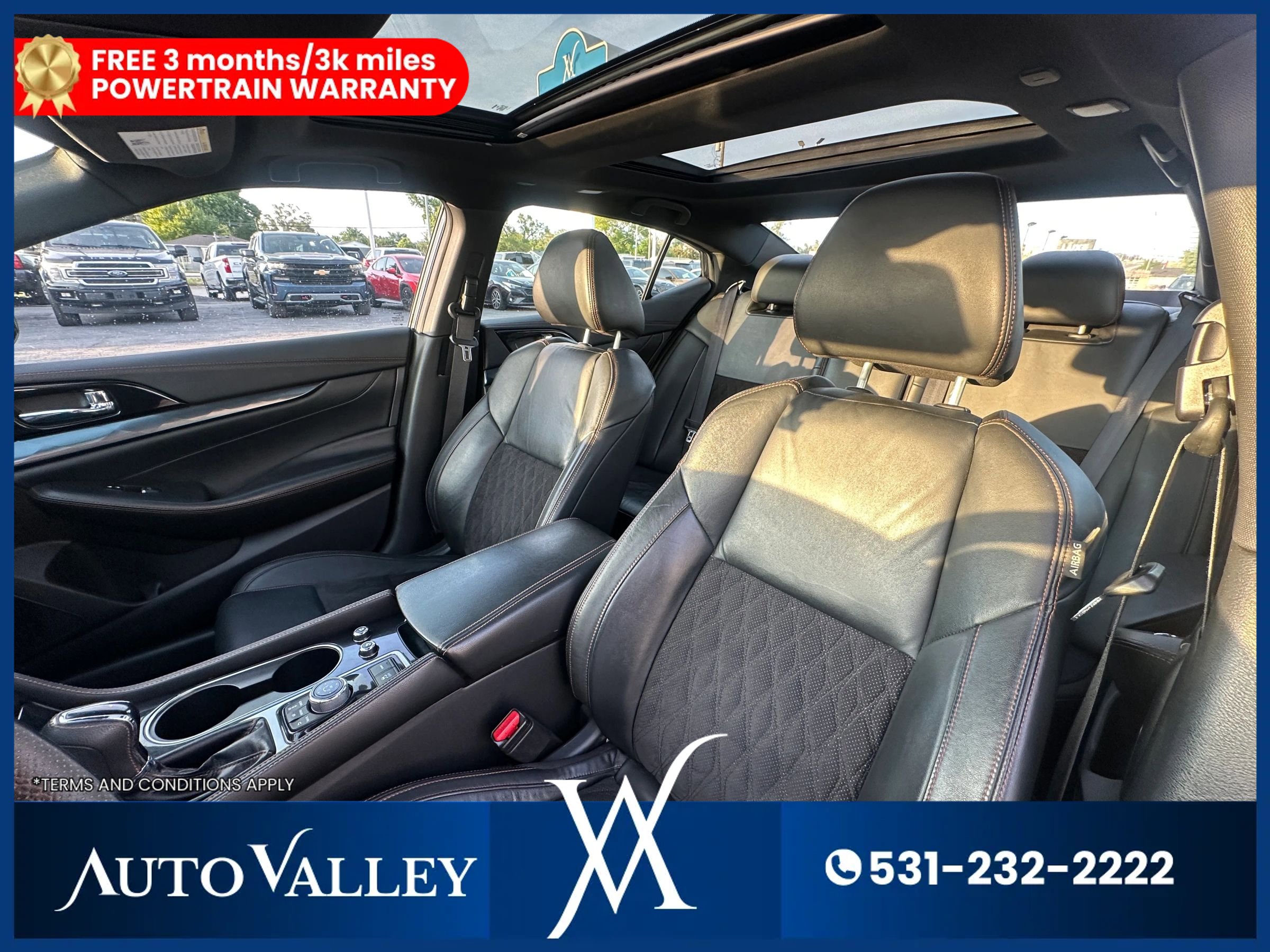 Used 2021 Nissan Maxima SR w/ Sport Mat Group FWD image 16