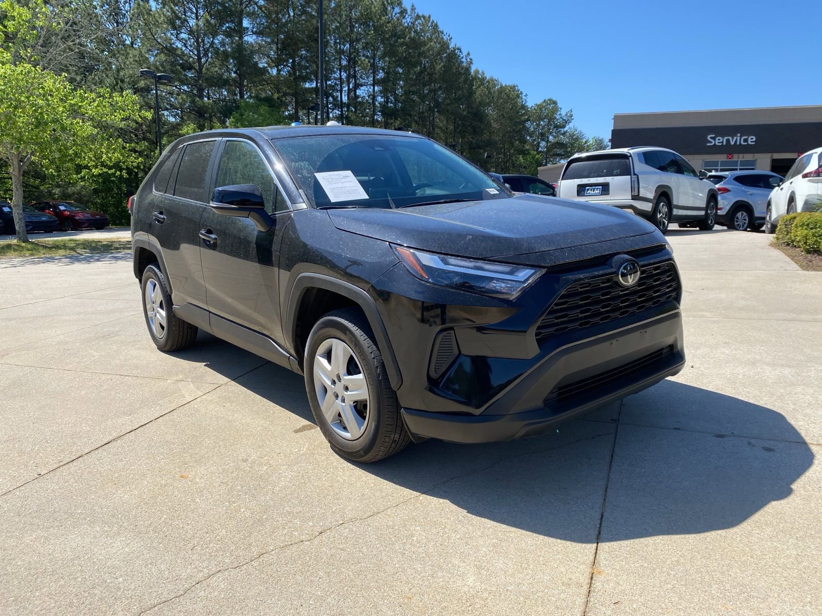 Used 2025 Toyota RAV4 LE AWD/4WD image 8