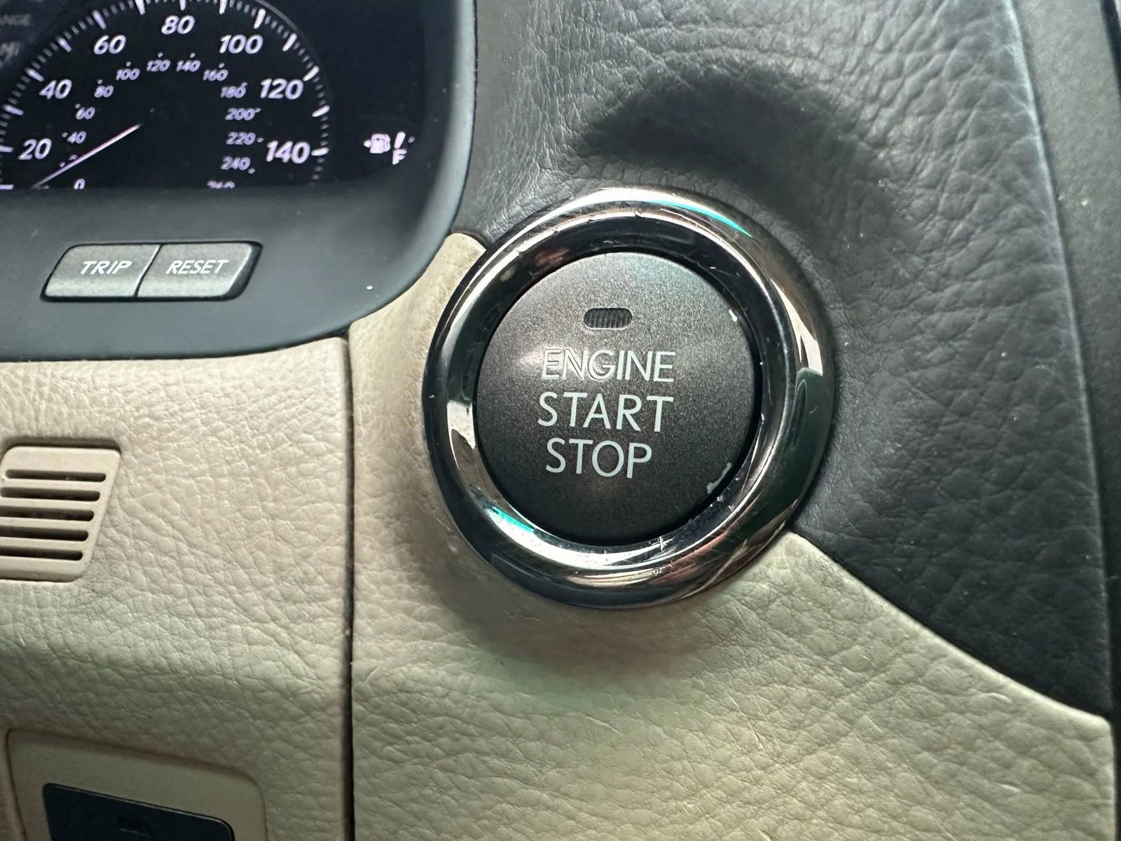 Used 2012 Lexus LS 460 AWD image 36