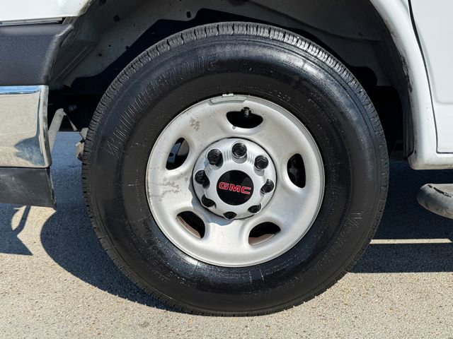 Used 2024 GMC Savana 2500 w/ Driver Convenience Package RWD image 12