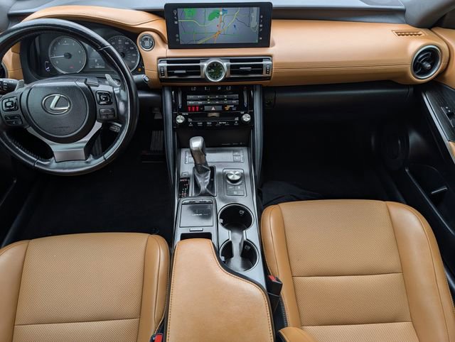 Used 2022 Lexus IS 300 w/ Premium Package RWD image 11