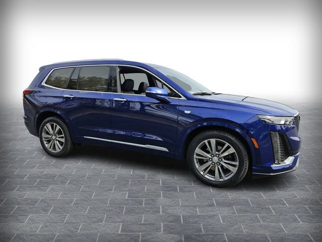 Certified 2025 Cadillac XT6 Premium Luxury FWD image 3