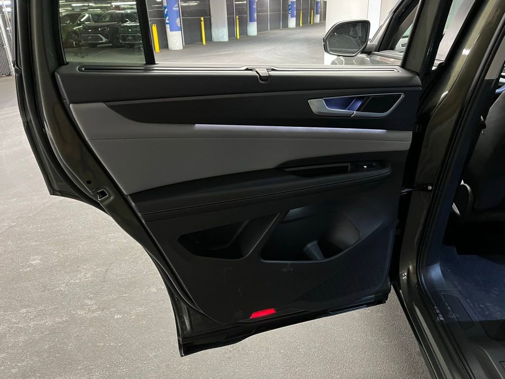 New 2026 Volkswagen Atlas Peak Edition AWD/4WD image 22