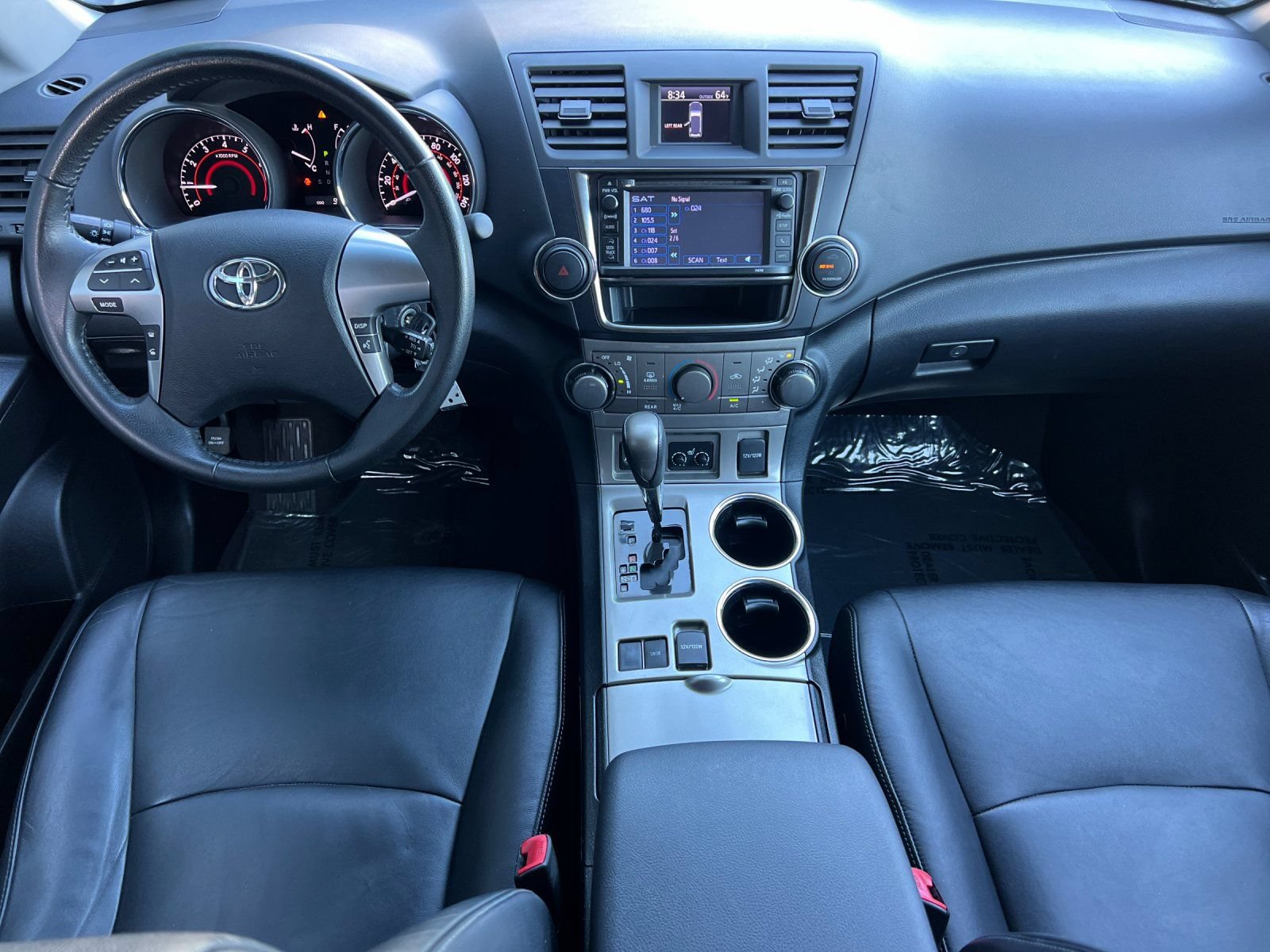 Used 2013 Toyota Highlander SE FWD image 13