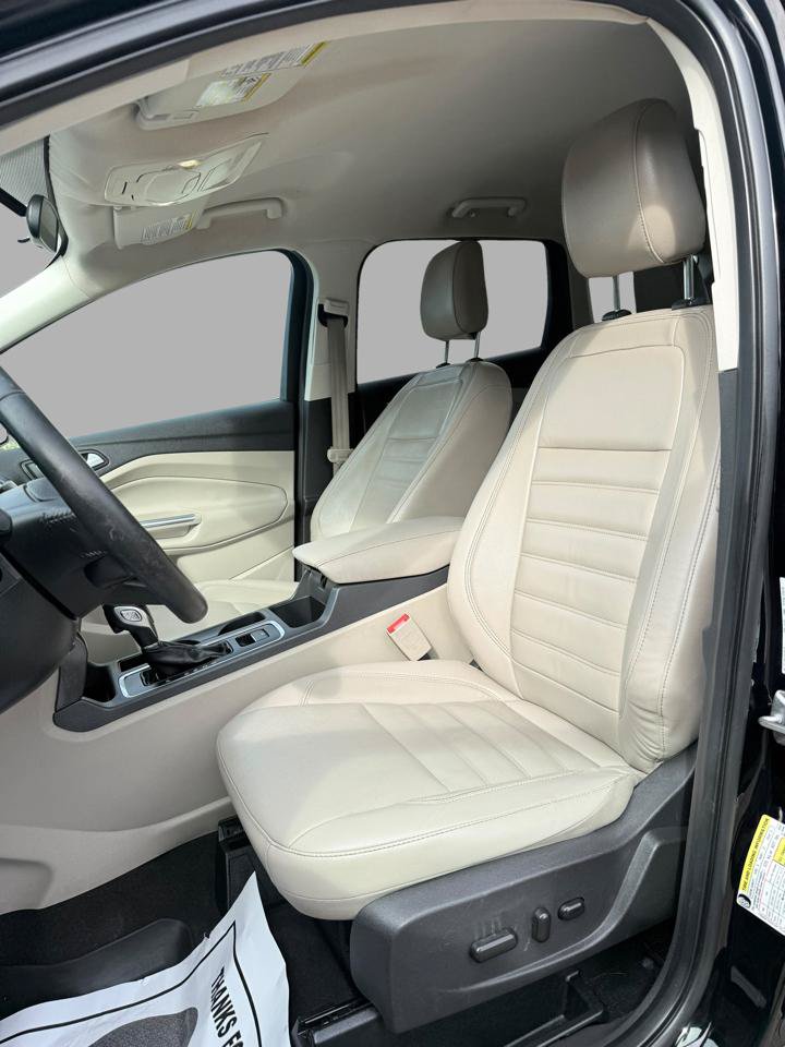 Used 2018 Ford Escape SEL AWD/4WD image 14