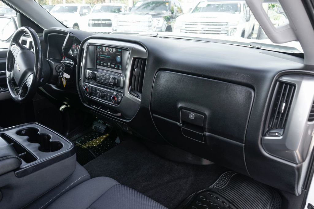 Used 2018 Chevrolet Silverado 1500 LT w/ All Star Edition RWD image 34