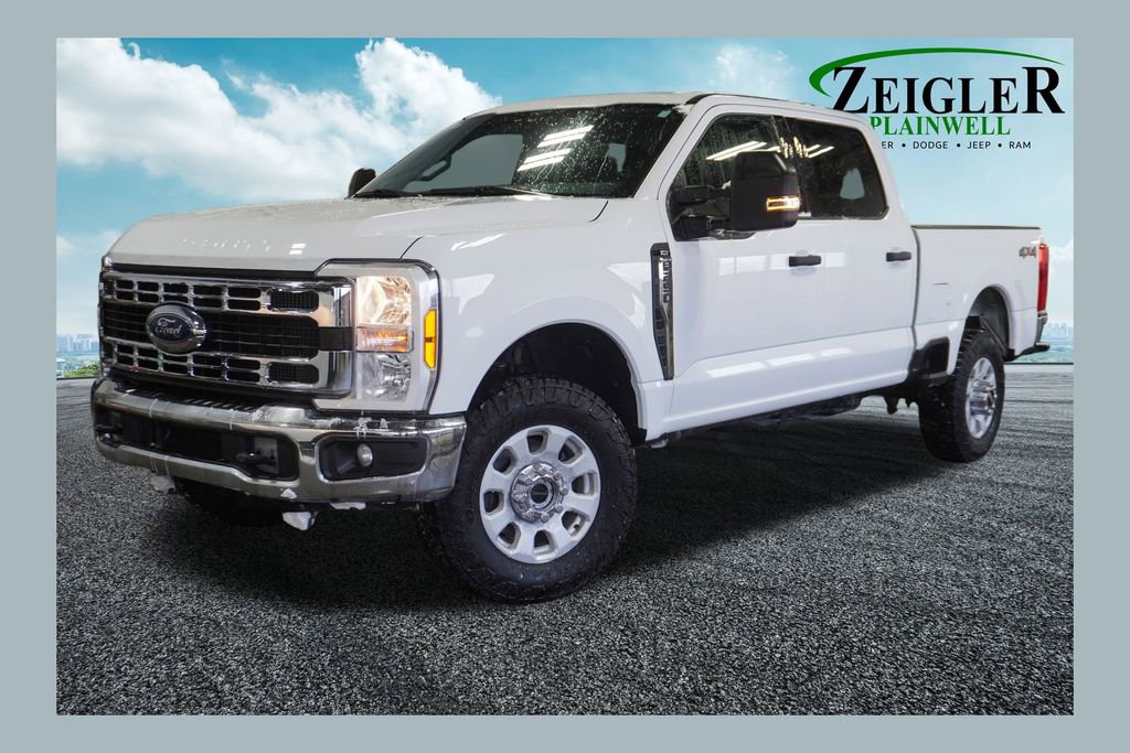 Used 2023 Ford F250 XLT image 1