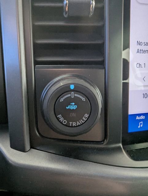 Used 2025 Ford F150 XLT w/ Equipment Group 302A MID image 26