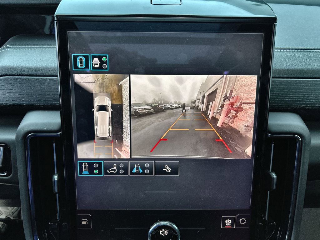 Used 2026 GMC Yukon AT4 Ultimate image 19