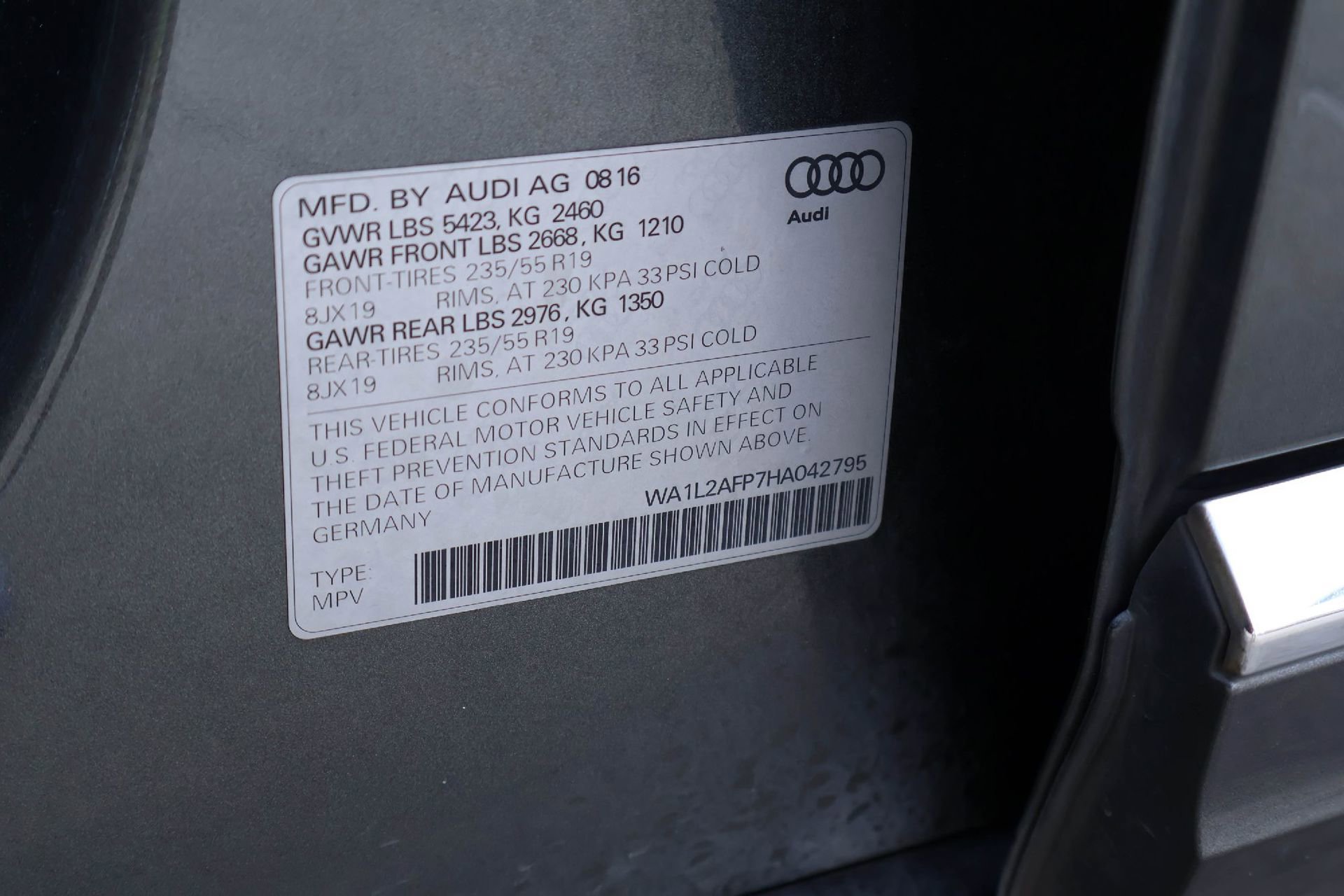 Used 2017 Audi Q5 2.0T Premium Plus w/ Technology Package image 21