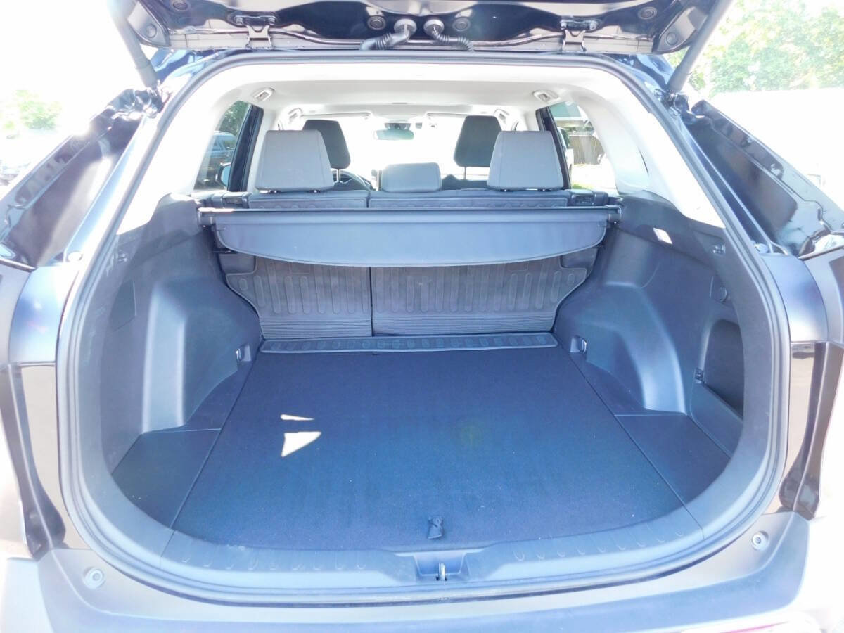 Used 2024 Toyota RAV4 XLE image 5