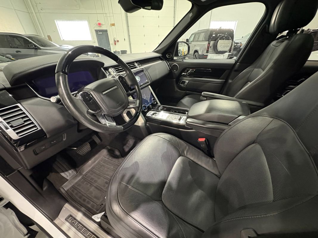Used 2019 Land Rover Range Rover HSE image 10