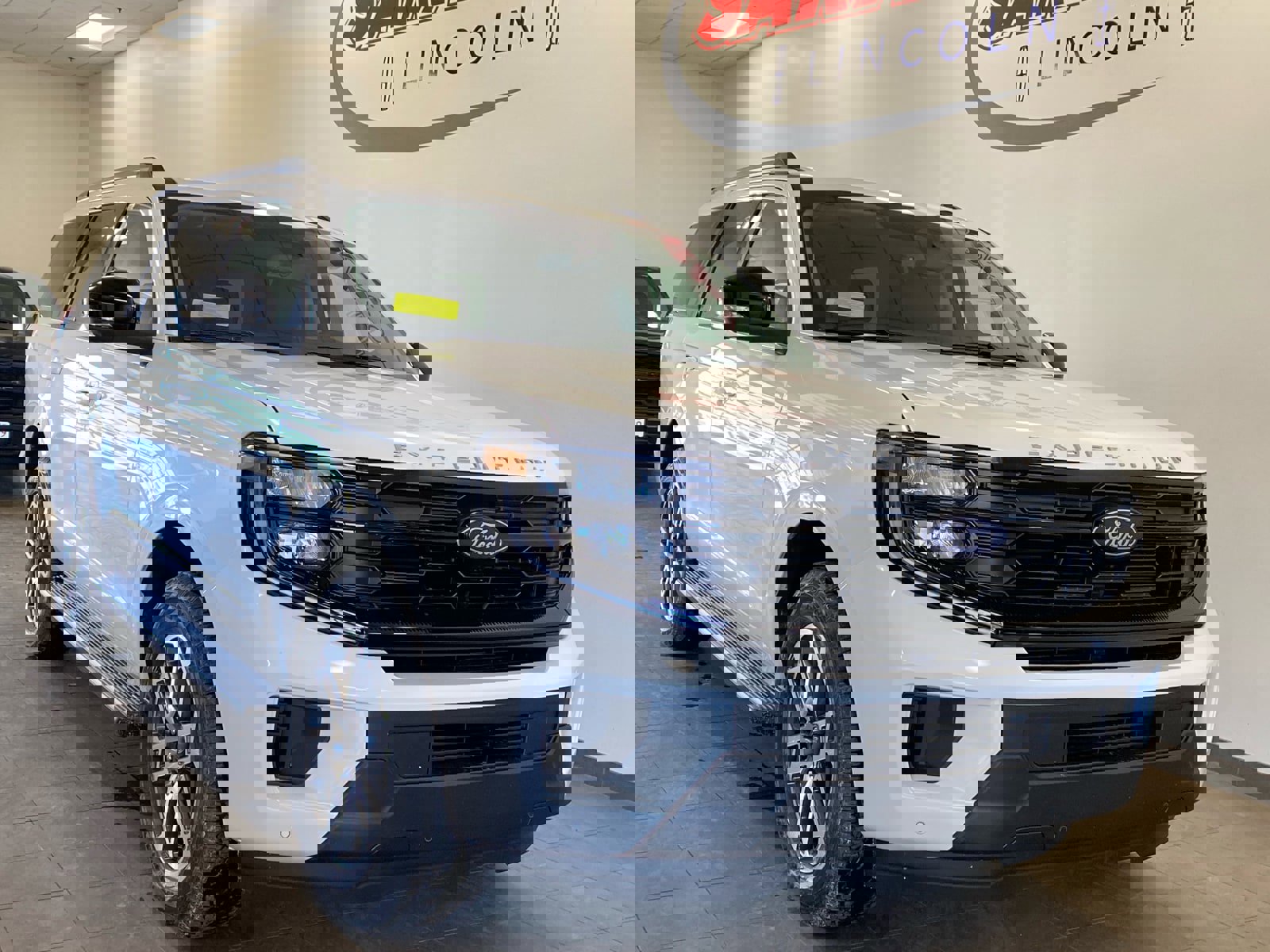 New 2026 Ford Expedition Active image 9