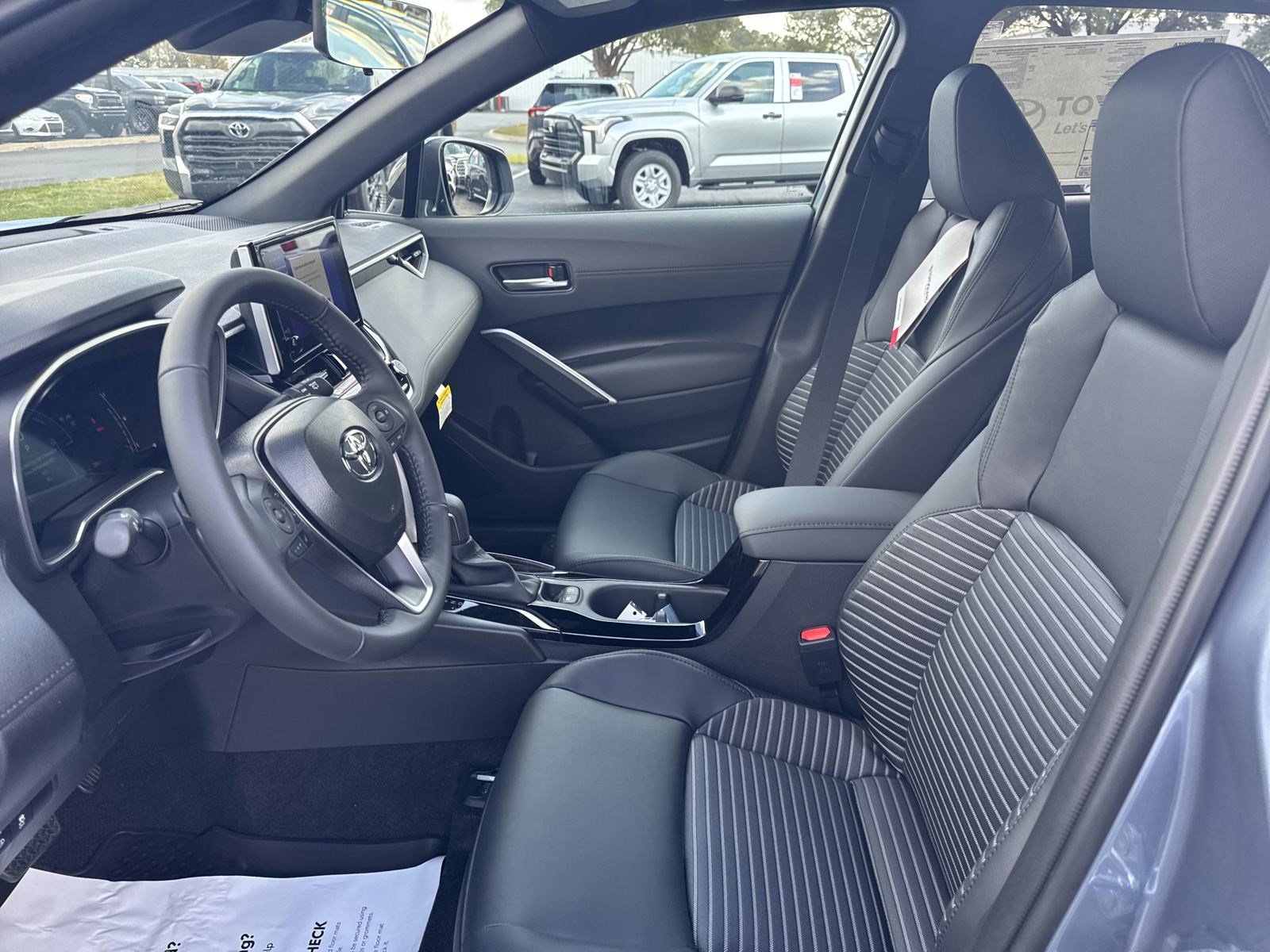 New 2025 Toyota Corolla Cross AWD Hybrid w/ Convenience Package image 13