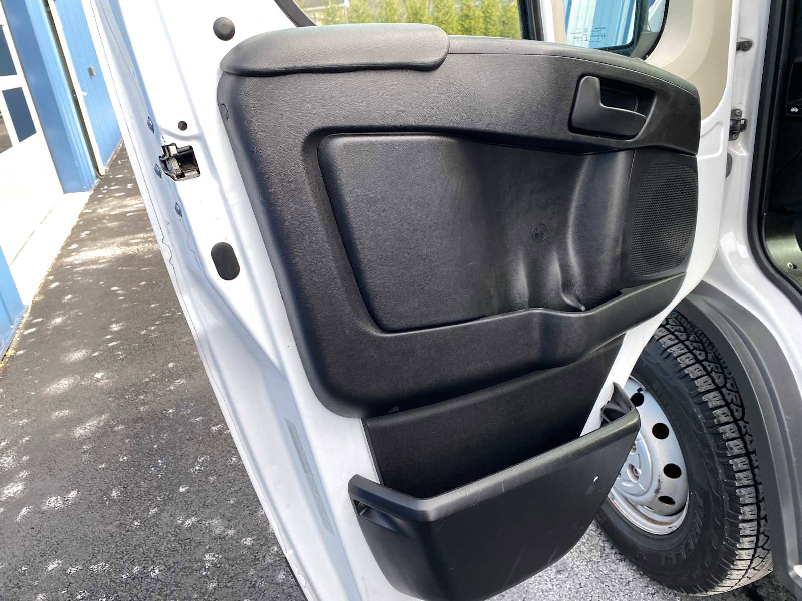 Used 2017 RAM ProMaster 1500 image 24