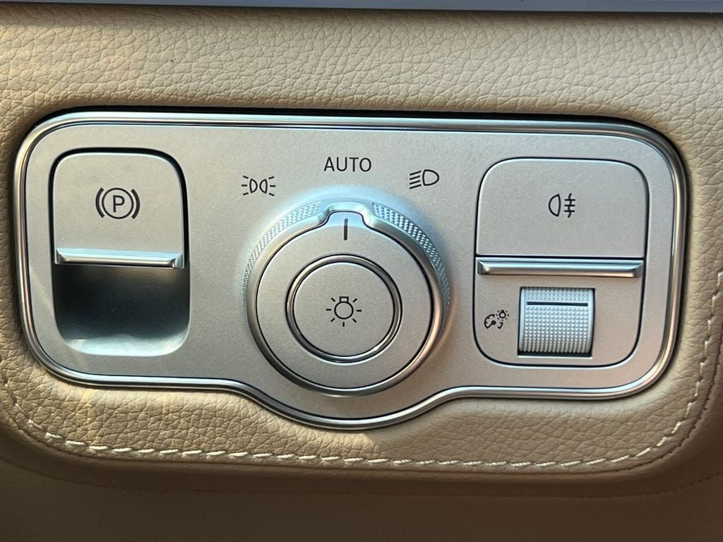 New 2026 Mercedes-Benz GLE 450 4MATIC image 18