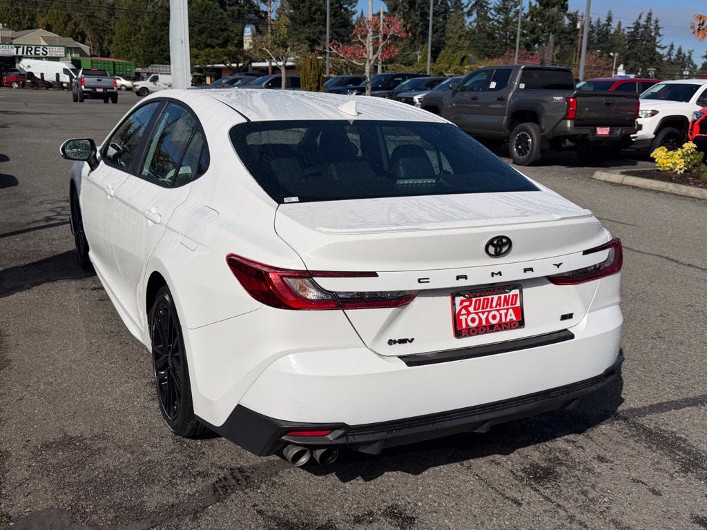 Certified 2025 Toyota Camry Hybrid FWD image 9