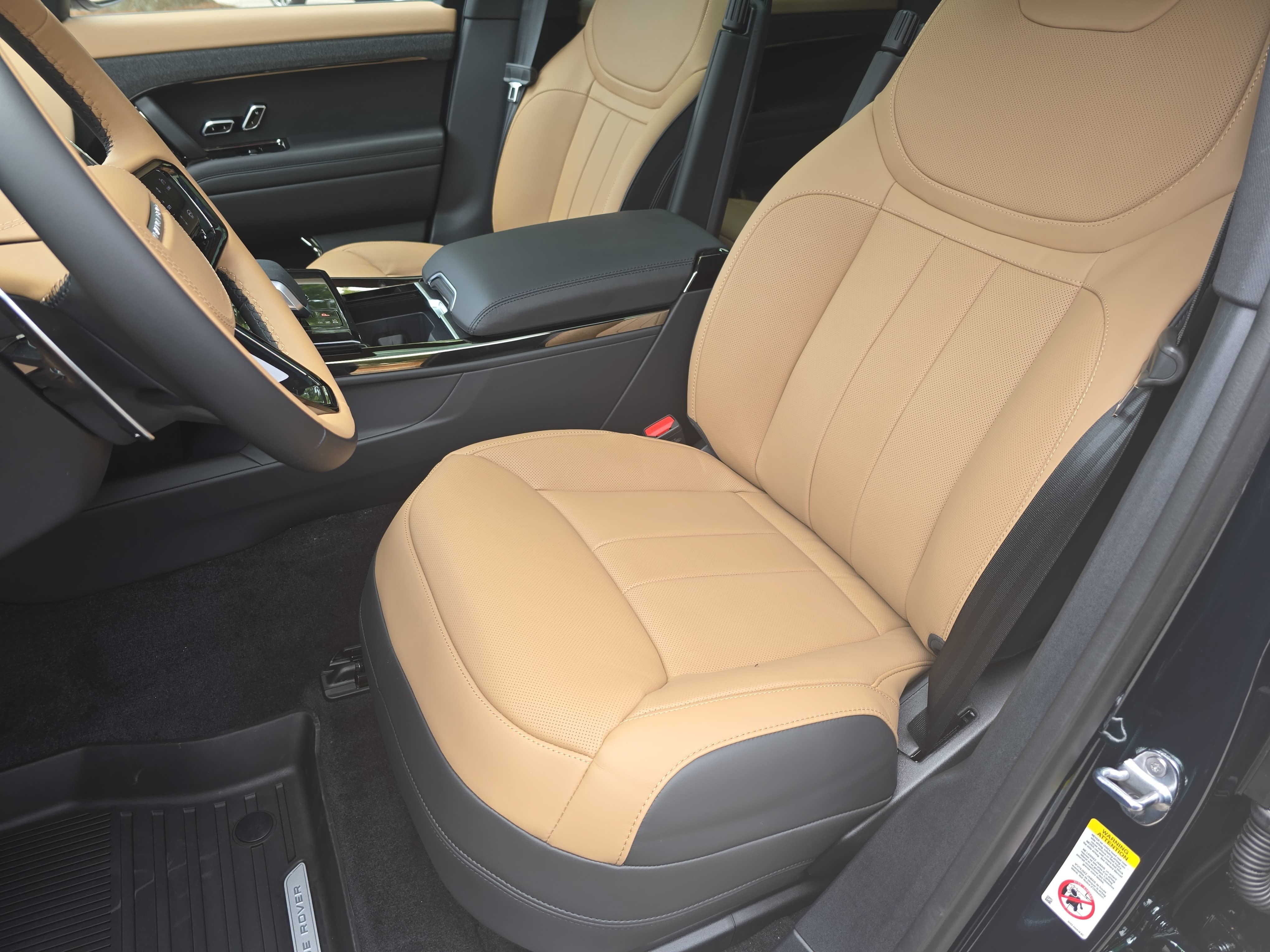New 2026 Land Rover Range Rover Sport Dynamic SE AWD/4WD image 15