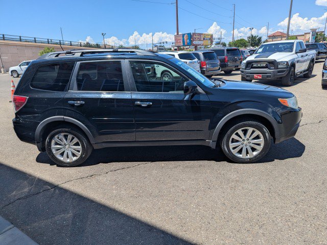 Used 2012 Subaru Forester 2.5X Premium w/ All-Weather Pkg AWD/4WD image 6