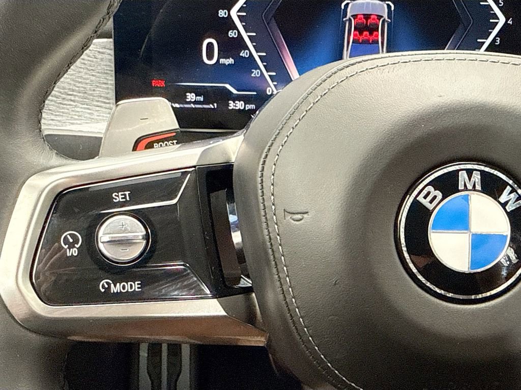 Used 2023 BMW 760i xDrive AWD/4WD image 11