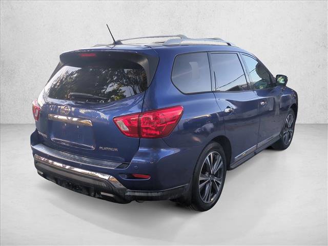 Used 2017 Nissan Pathfinder Platinum FWD image 5