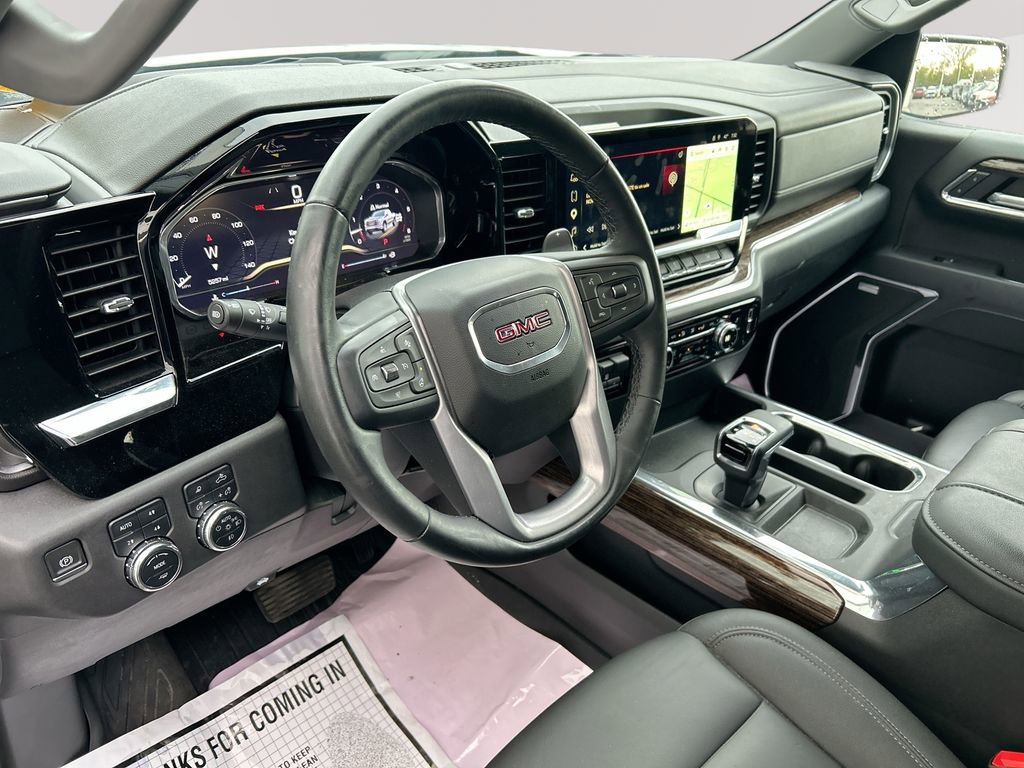 Used 2024 GMC Sierra 1500 Elevation w/ Elevation Premium Package AWD/4WD image 14